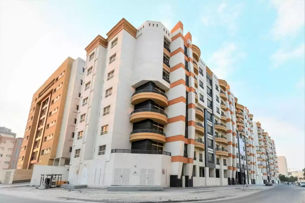 Résidentiel Propriété prête 3 chambres F / F Appartement  a louer au Al-Sadd , Doha #10290 - 1  image 