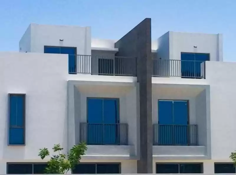 Residencial Listo Propiedad 3 dormitorios F / F Villa en Compound  alquiler en al-sad , Doha #10296 - 1  image 