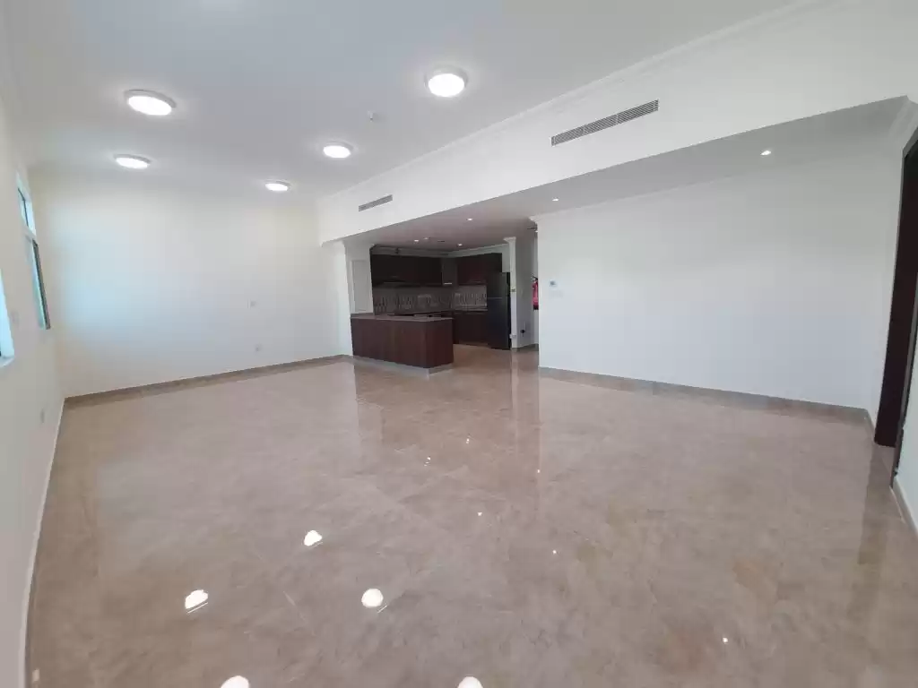 Wohn Klaar eigendom 2 Schlafzimmer U/F Wohnung  zu vermieten in Al Sadd , Doha #10326 - 1  image 