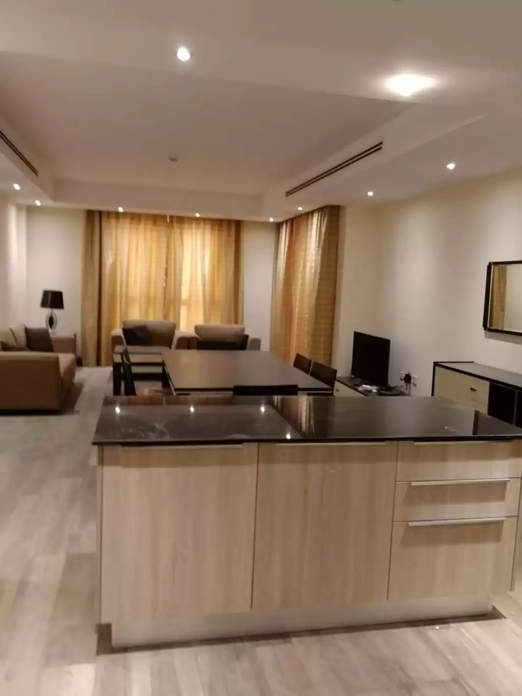 Wohn Klaar eigendom 1 Schlafzimmer F/F Wohnung  zu vermieten in Al Sadd , Doha #10362 - 1  image 