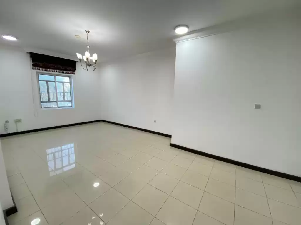 Wohn Klaar eigendom 3 Schlafzimmer S/F Wohnung  zu vermieten in Al Sadd , Doha #10380 - 1  image 