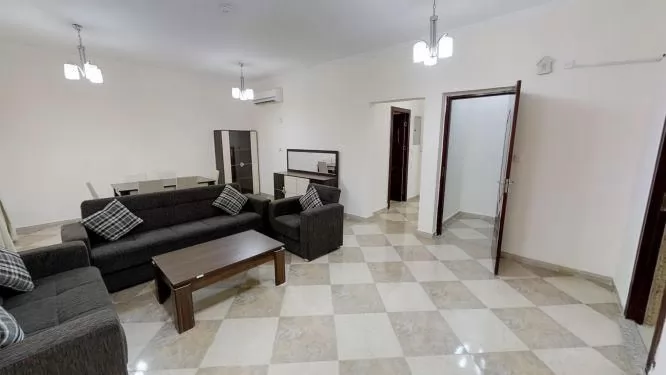 yerleşim Hazır Mülk 3 yatak odası F/F Apartman  kiralık içinde Doha #10381 - 1  image 