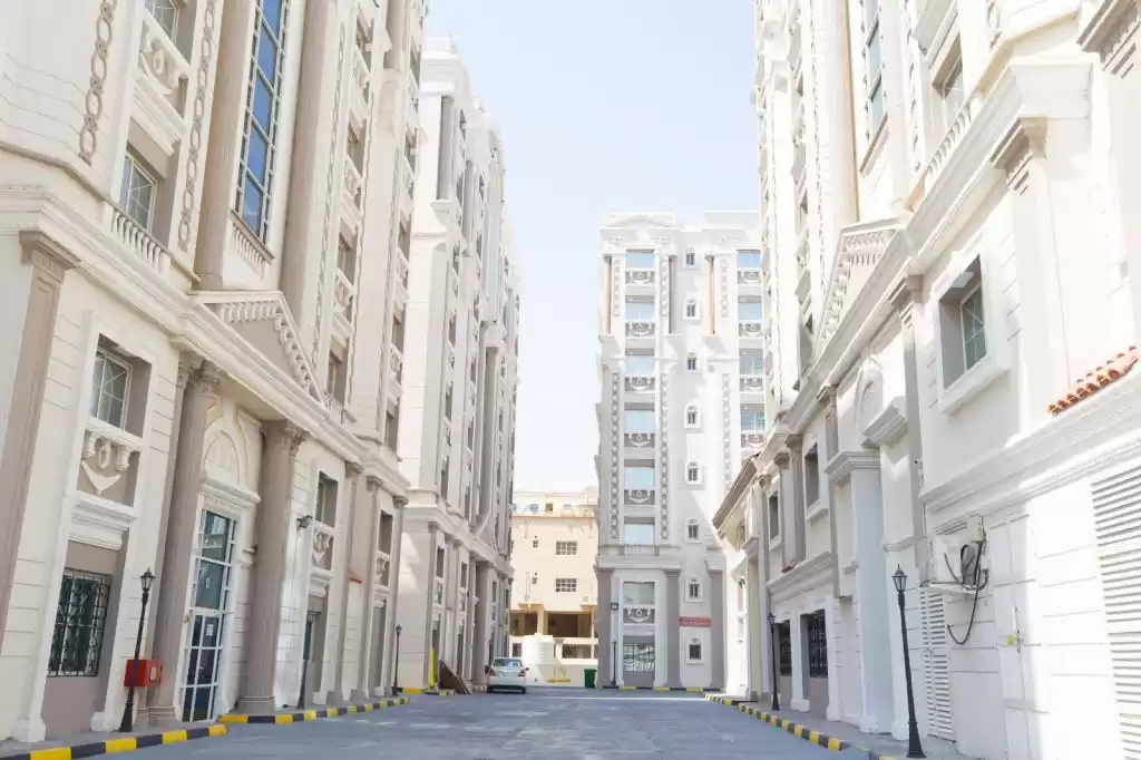 Résidentiel Propriété prête 2 chambres F / F Appartement  a louer au Al-Sadd , Doha #10405 - 1  image 