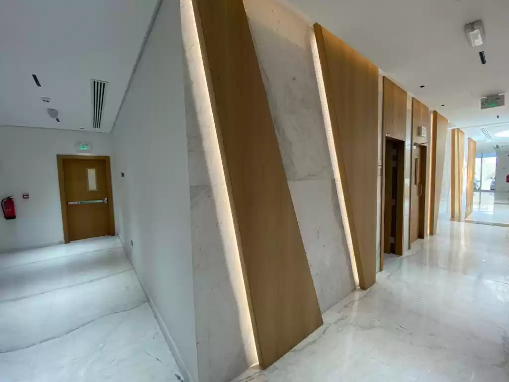 Résidentiel Propriété prête 3 chambres U / f Appartement  a louer au Al-Sadd , Doha #10407 - 1  image 