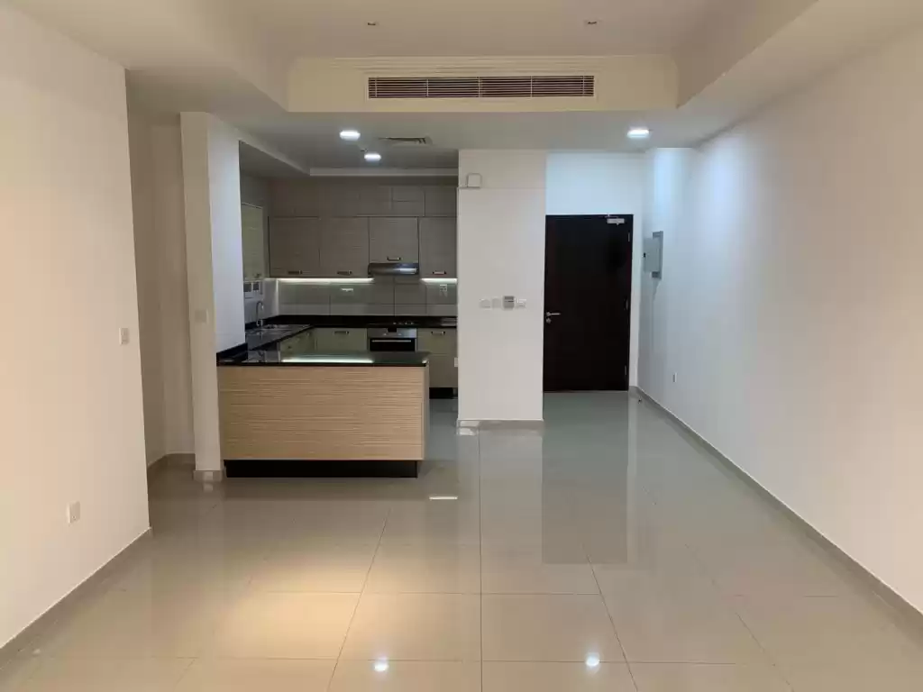 Residential Ready Property 2 Bedrooms S/F Apartment  for rent in Al Sadd , Doha #10419 - 1  image 