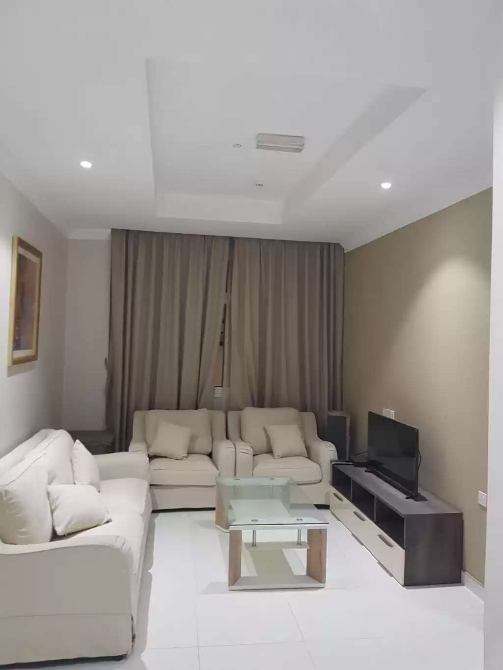Wohn Klaar eigendom 2 Schlafzimmer F/F Wohnung  zu vermieten in Doha #10430 - 1  image 