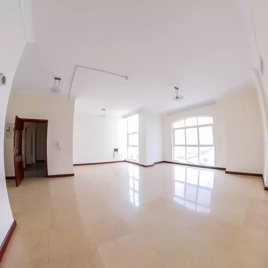 Residential Ready Property 2 Bedrooms U/F Apartment  for rent in Al Sadd , Doha #10476 - 1  image 
