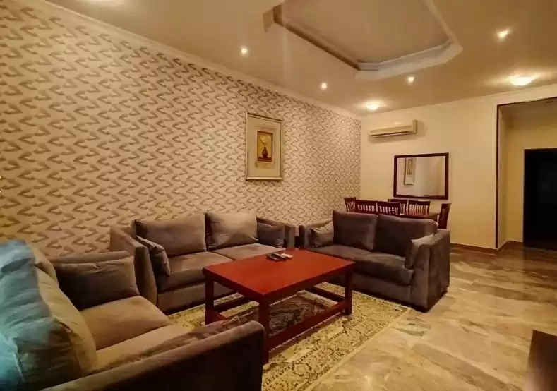 Residential Ready Property 2 Bedrooms F/F Townhouse  for rent in Al Sadd , Doha #10530 - 1  image 