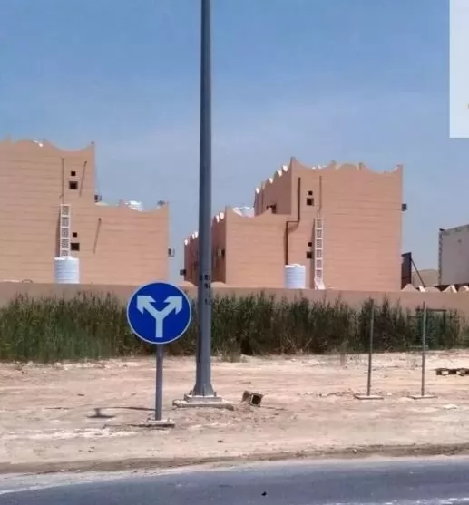 Земельные участки Готовая недвижимость Жилая земля  продается в Доха #10541 - 1  image 