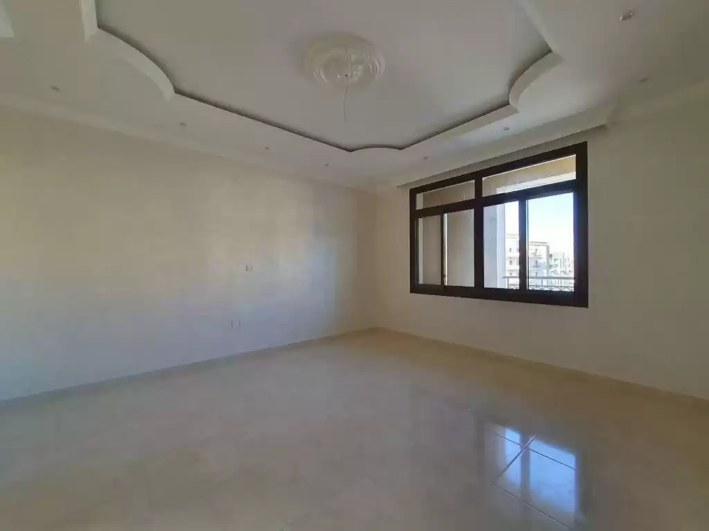 Wohn Klaar eigendom 1 Schlafzimmer S/F Wohnung  zu vermieten in Al Sadd , Doha #10555 - 1  image 