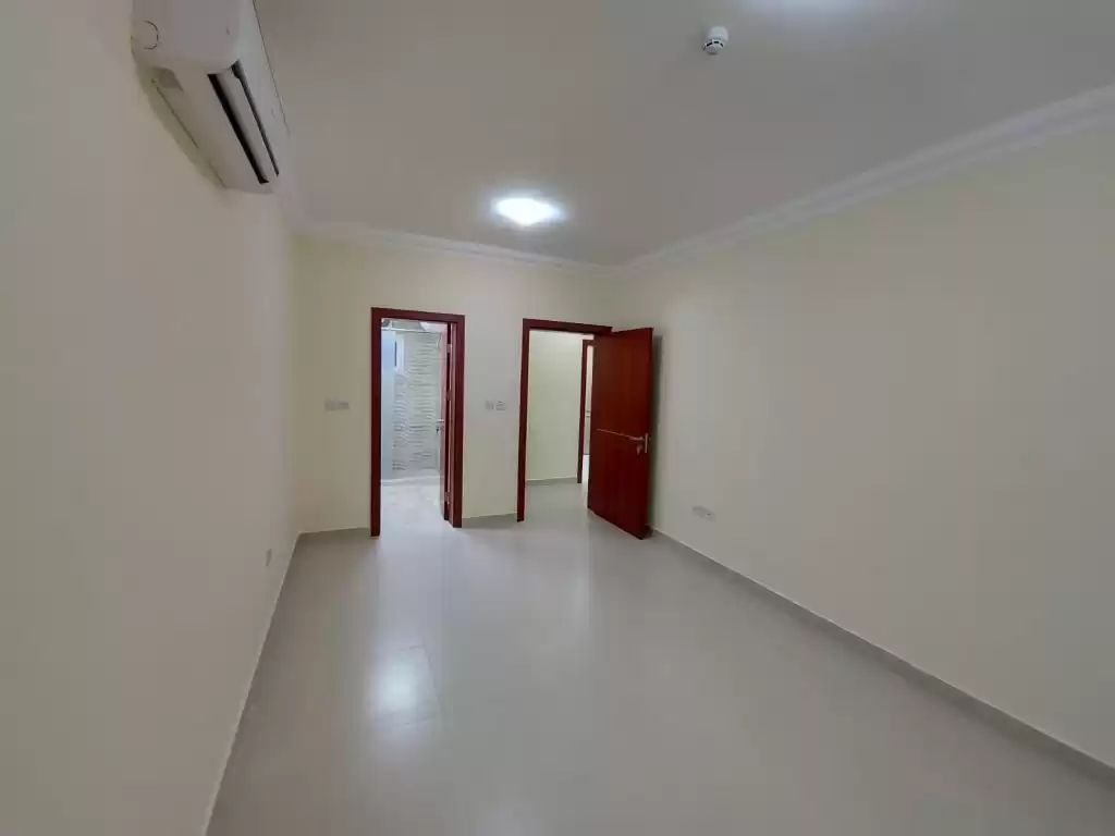 yerleşim Hazır Mülk 2 yatak odası S/F Apartman  kiralık içinde Al Sadd , Doha #10561 - 1  image 