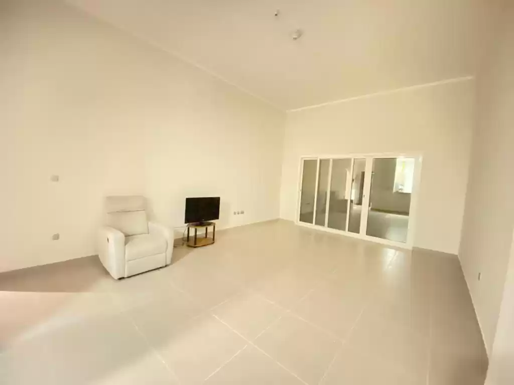 Wohn Klaar eigendom 1 Schlafzimmer S/F Wohnung  zu vermieten in Al Sadd , Doha #10567 - 1  image 