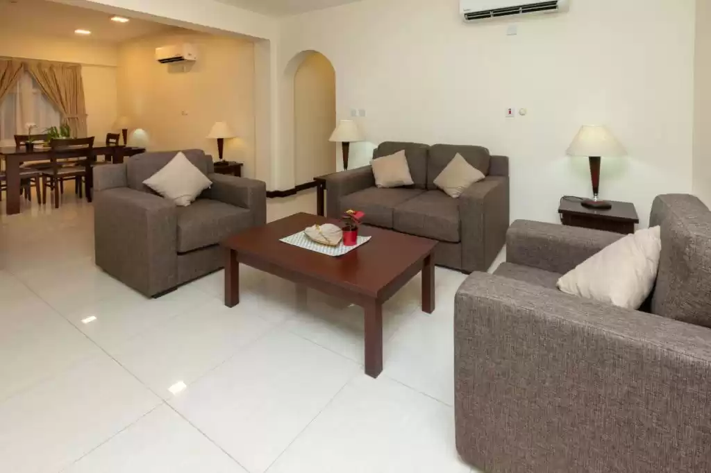 Residential Ready Property 2 Bedrooms F/F Apartment  for rent in Al Sadd , Doha #10577 - 1  image 