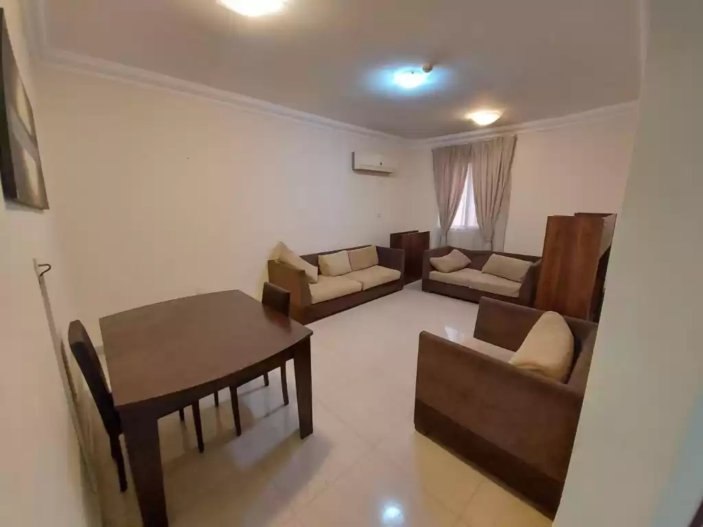 Residential Ready Property 2 Bedrooms F/F Apartment  for rent in Al Sadd , Doha #10610 - 1  image 