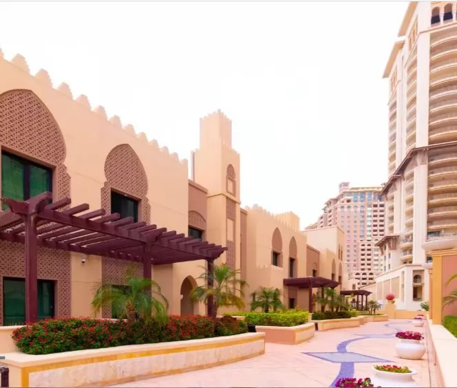 Жилой Готовая недвижимость 4 спальни Н/Ф Квартира  в аренду в Аль-Садд , Доха #10618 - 1  image 