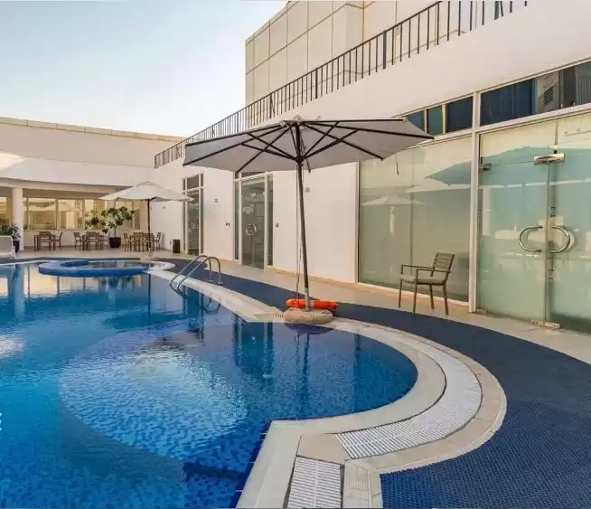 Résidentiel Propriété prête 3 chambres U / f Appartement  a louer au Al-Sadd , Doha #10633 - 1  image 