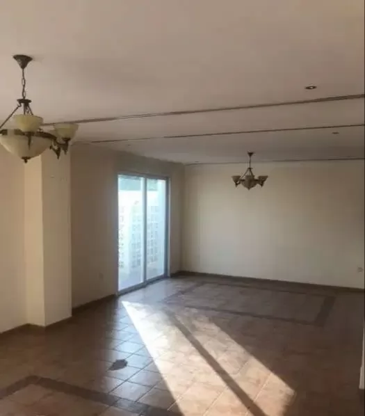 Residential Ready Property 3+maid Bedrooms U/F Villa in Compound  for rent in Al-Nasr , Doha-Qatar #10656 - 6  image 