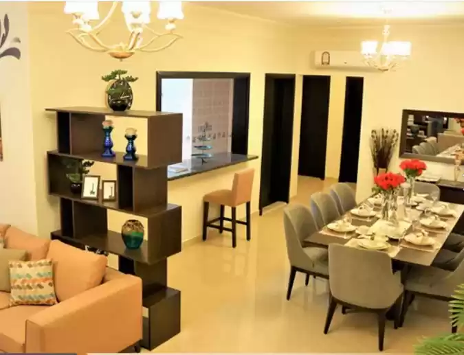 Wohn Klaar eigendom 3 Schlafzimmer S/F Wohnung  zu vermieten in Al Sadd , Doha #10673 - 1  image 