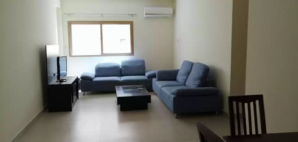 住宅 就绪物业 2 间卧室 楼/楼 公寓  出租 在 萨德 , 多哈 #10705 - 1  image 
