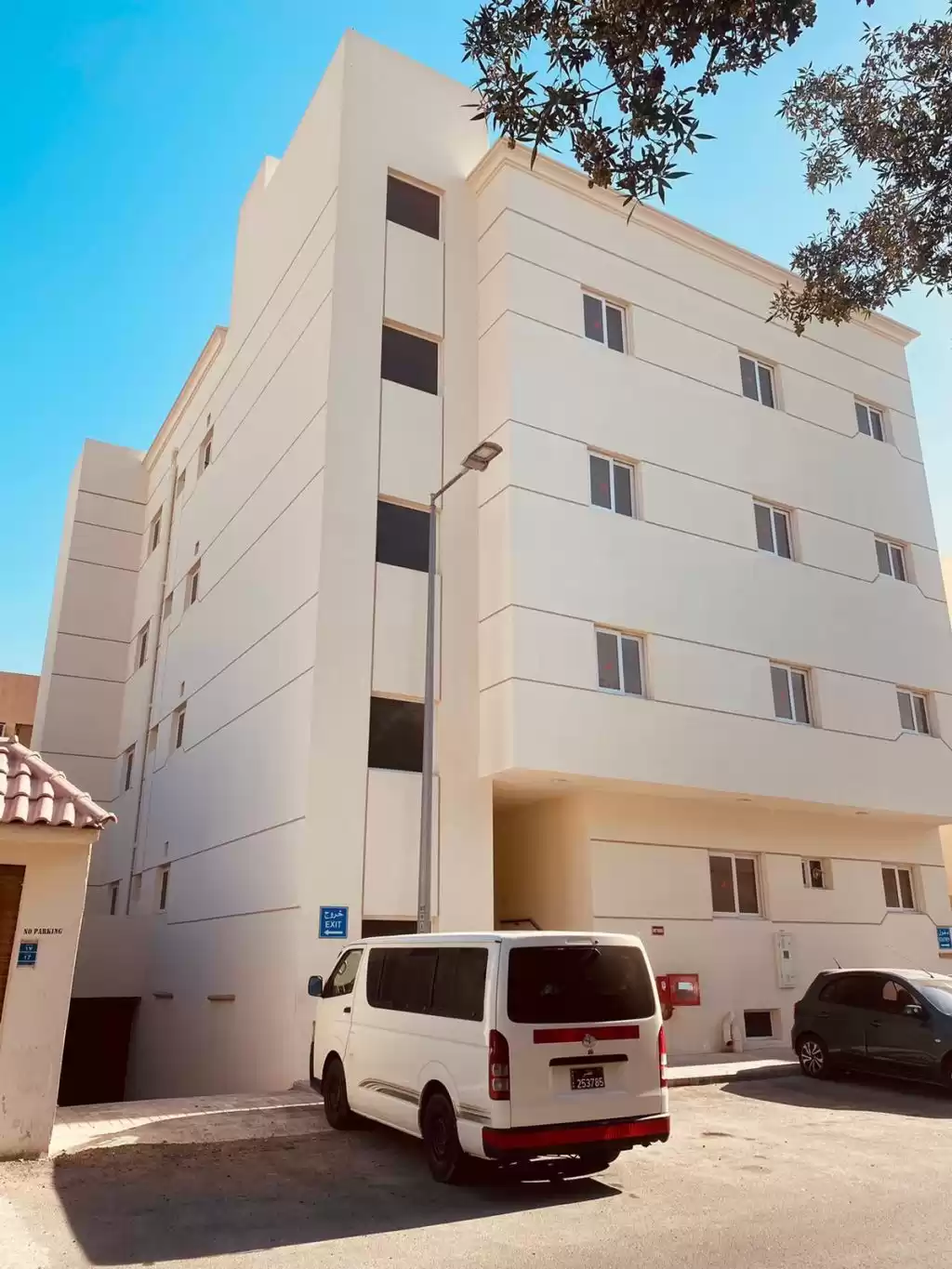 Résidentiel Propriété prête 2 chambres U / f Appartement  a louer au Al-Sadd , Doha #10722 - 1  image 