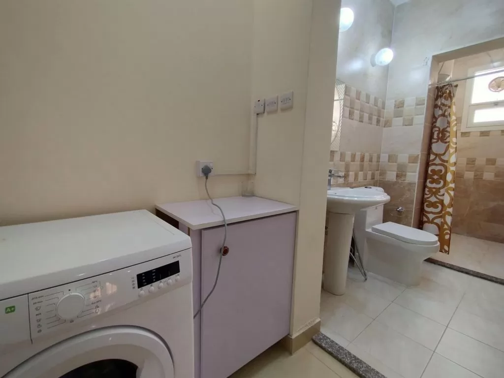 Residential Property Studio F/F Apartment  for rent in Lejbailat , Doha-Qatar #10736 - 2  image 