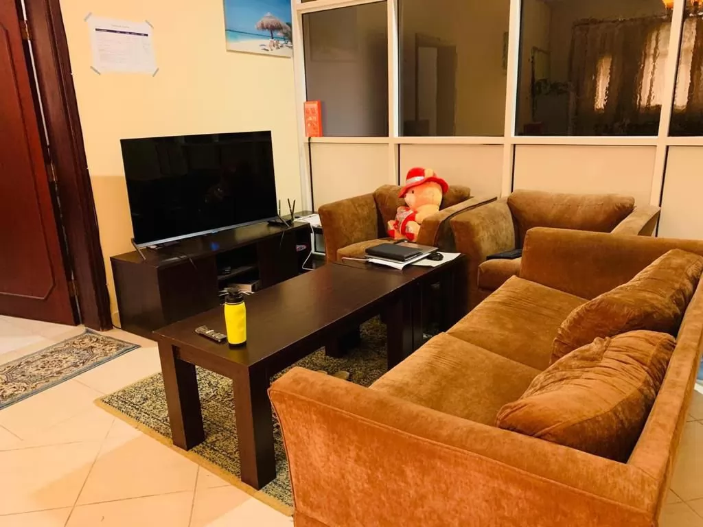 Residential Ready Property 1 Bedroom F/F Townhouse  for rent in Al Sadd , Doha #10751 - 1  image 