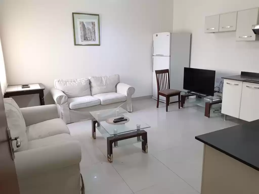 Résidentiel Propriété prête 1 chambre F / F Appartement  a louer au Al-Sadd , Doha #10790 - 1  image 