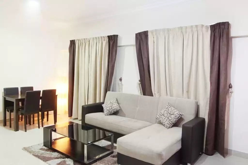 yerleşim Hazır Mülk 1 yatak odası F/F Apartman  kiralık içinde Al Sadd , Doha #10794 - 1  image 