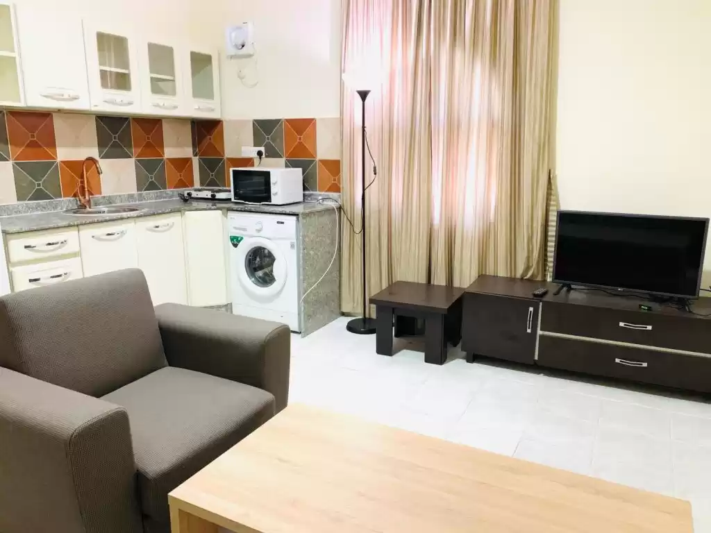Residential Ready Property 1 Bedroom F/F Apartment  for rent in Al Sadd , Doha #10805 - 1  image 