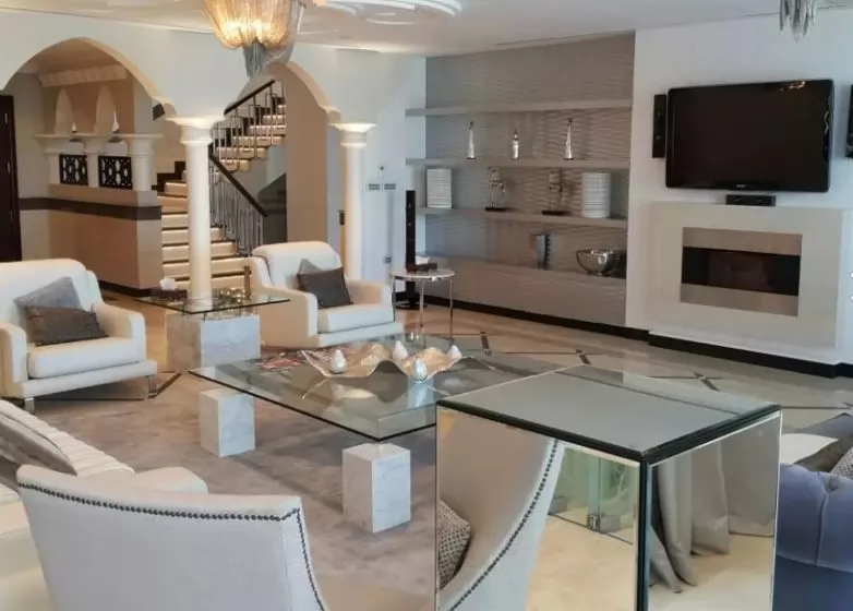 Residential Ready Property 7+ Bedrooms F/F Apartment  for rent in The-Pearl-Qatar , Doha-Qatar #10845 - 1  image 