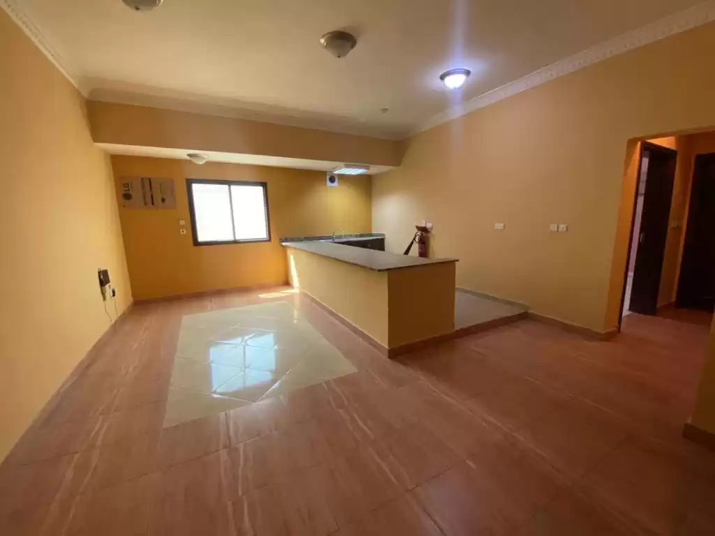 Residential Ready Property 2 Bedrooms U/F Apartment  for rent in Al Sadd , Doha #10849 - 1  image 