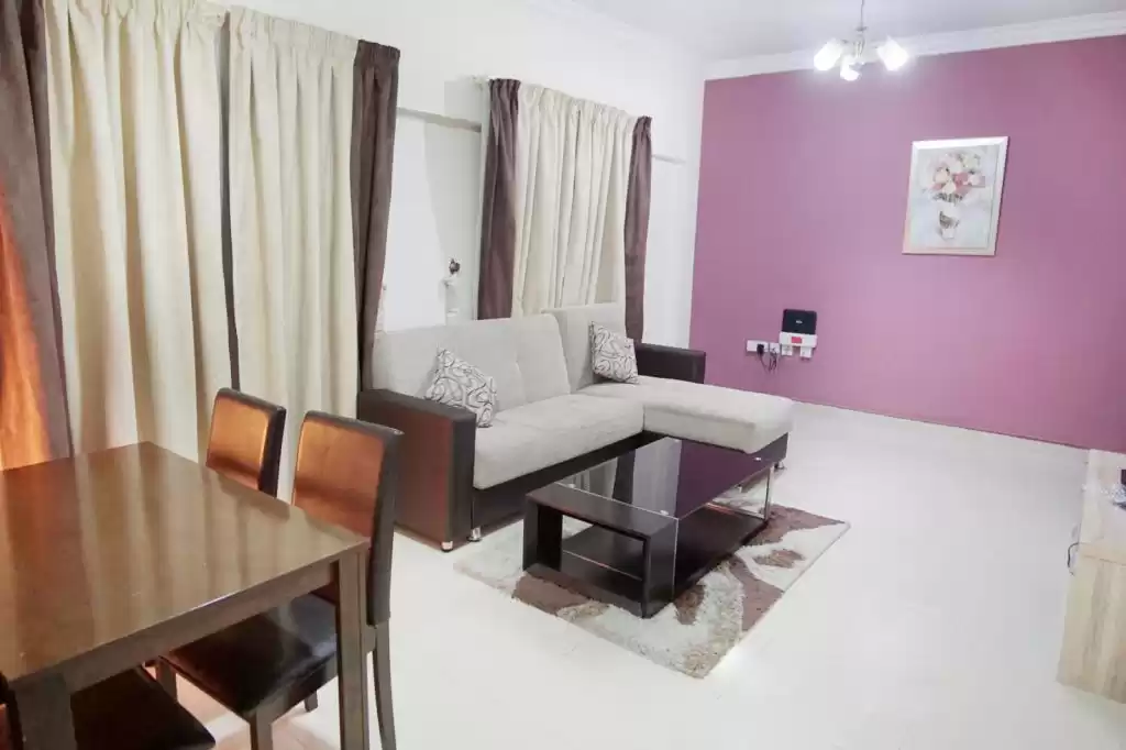 yerleşim Hazır Mülk 1 yatak odası F/F Apartman  kiralık içinde Al Sadd , Doha #10858 - 1  image 