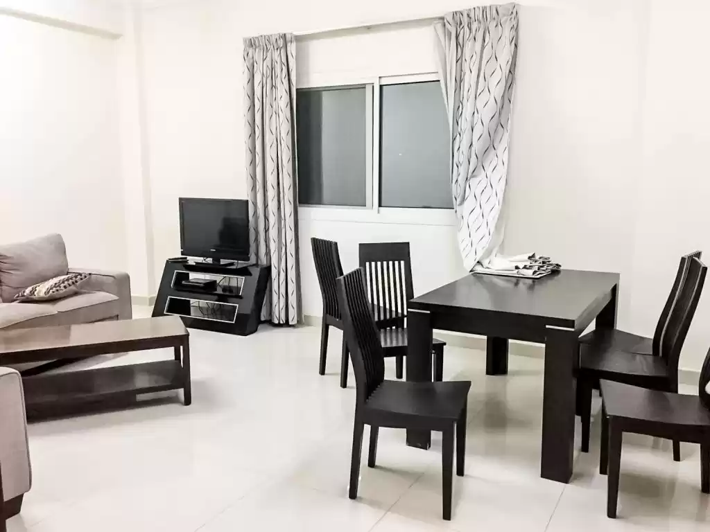 yerleşim Hazır Mülk 1 yatak odası F/F Apartman  kiralık içinde Al Sadd , Doha #10868 - 1  image 