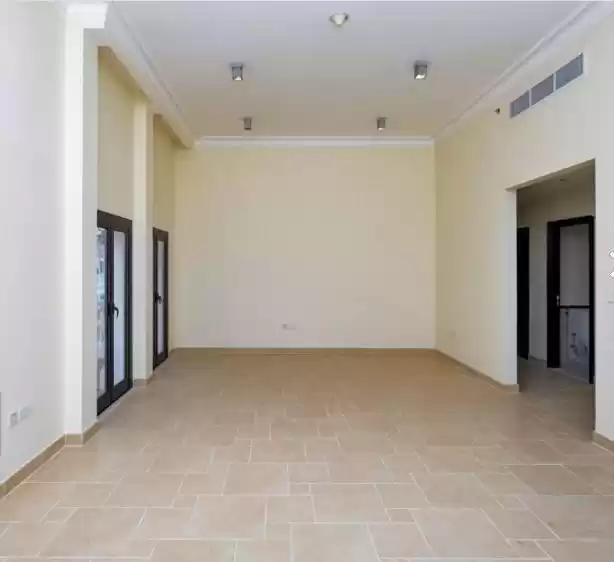 Residential Ready Property 3 Bedrooms S/F Apartment  for sale in Al Sadd , Doha #10923 - 1  image 