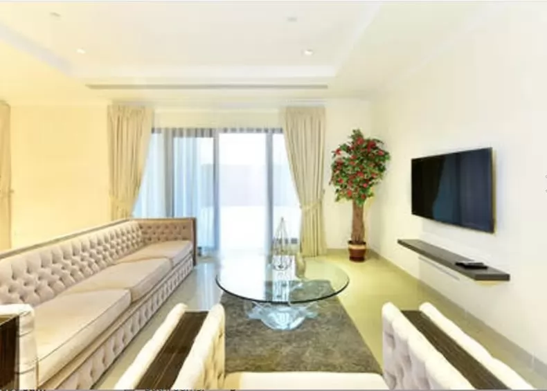 Жилой Готовая недвижимость 2 спальни С/Ж Квартира  продается в Аль-Садд , Доха #10960 - 1  image 
