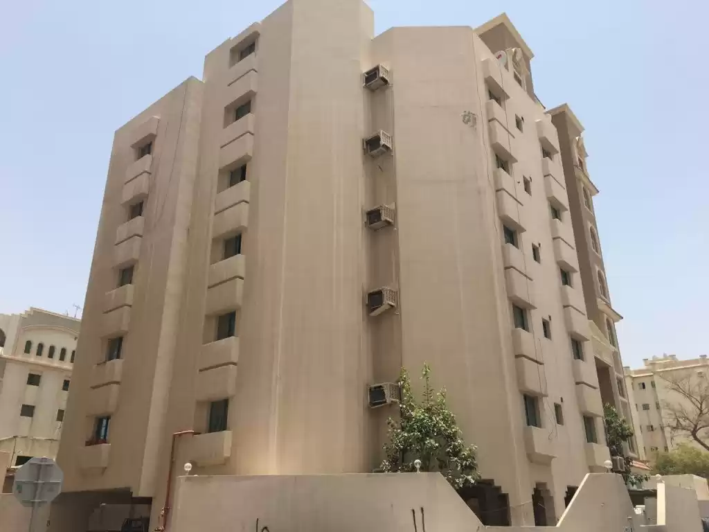 Wohn Klaar eigendom 2 Schlafzimmer S/F Wohnung  zu vermieten in Al Sadd , Doha #10968 - 1  image 