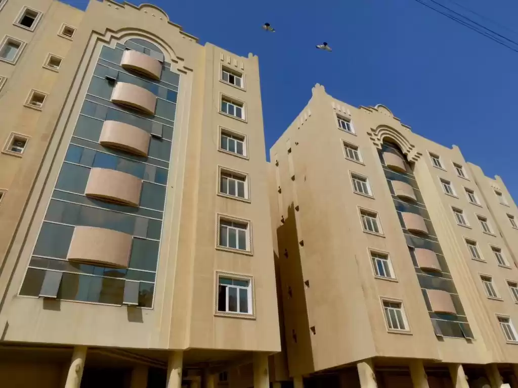 Wohn Klaar eigendom 1 Schlafzimmer U/F Wohnung  zu vermieten in Al Sadd , Doha #10975 - 1  image 