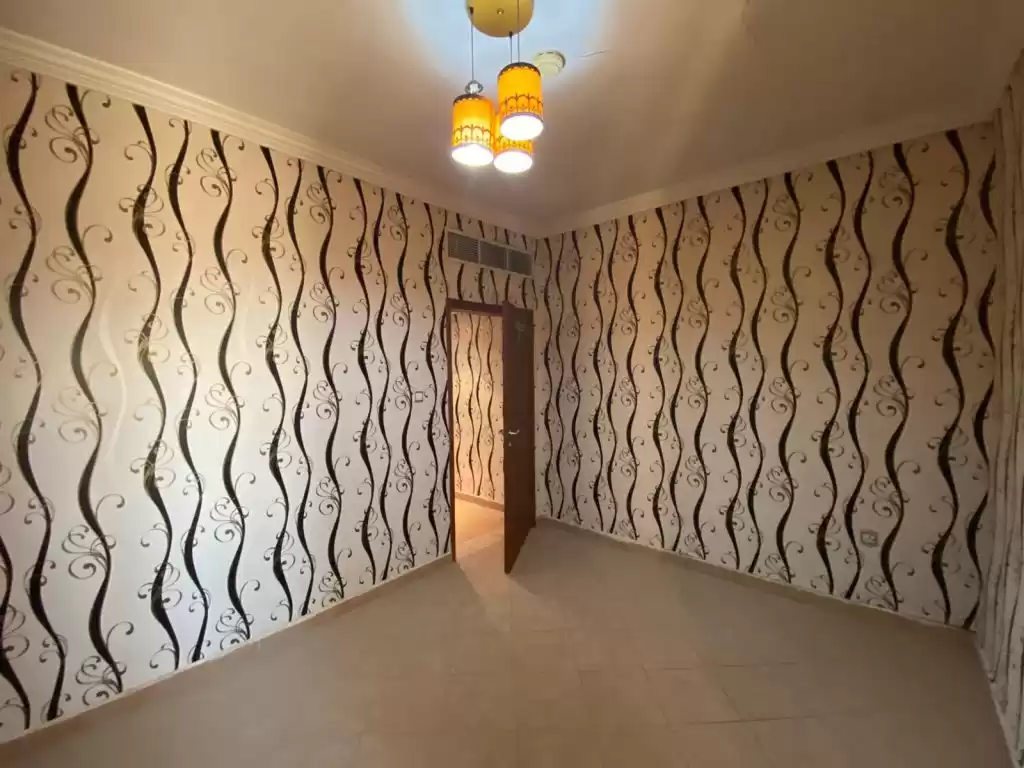 Wohn Klaar eigendom 1 Schlafzimmer U/F Wohnung  zu vermieten in Doha #10992 - 1  image 