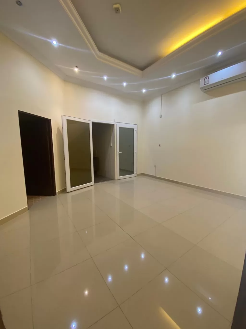 Residencial Listo Propiedad 1 dormitorio U / F Apartamento  alquiler en al-sad , Doha #11001 - 1  image 