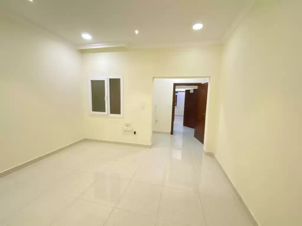 Wohn Klaar eigendom 1 Schlafzimmer U/F Wohnung  zu vermieten in Al Sadd , Doha #11003 - 1  image 