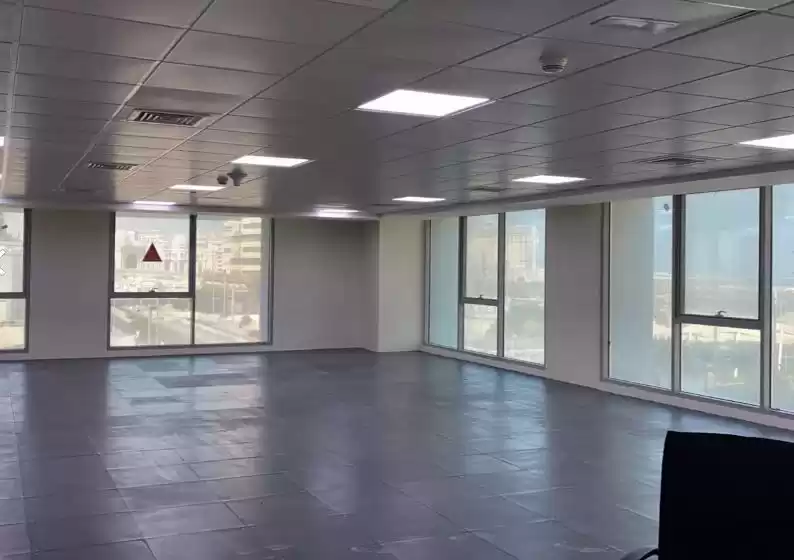 Commercial Ready Property U/F Office  for rent in Al Sadd , Doha #11105 - 1  image 