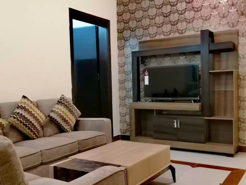 Residential Ready Property 3 Bedrooms F/F Apartment  for rent in Al Sadd , Doha #11108 - 1  image 