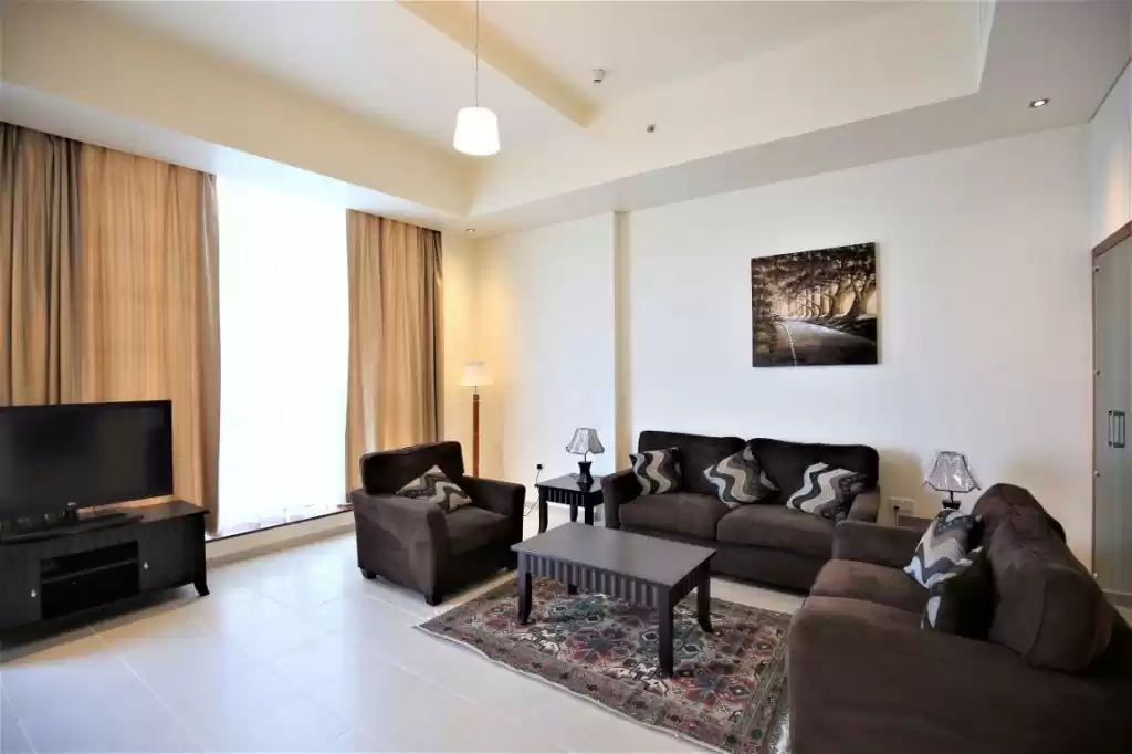 Wohn Klaar eigendom 2 Schlafzimmer U/F Wohnung  zu vermieten in Al Sadd , Doha #11119 - 1  image 