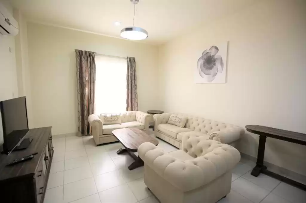 Résidentiel Propriété prête 1 chambre F / F Appartement  a louer au Al-Sadd , Doha #11122 - 1  image 