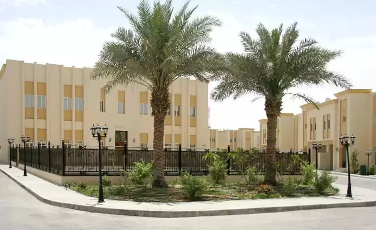 Résidentiel Propriété prête 5 chambres U / f Villa à Compound  a louer au Al-Sadd , Doha #11159 - 1  image 