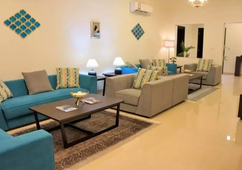 Жилой Готовая недвижимость 2 спальни С/Ж Квартира  в аренду в Аль-Садд , Доха #11178 - 1  image 