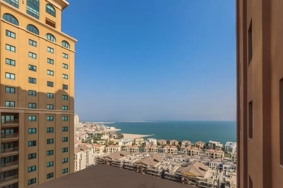 Residential Ready Property 1 Bedroom S/F Apartment  for rent in The-Pearl-Qatar , Doha-Qatar #11195 - 1  image 