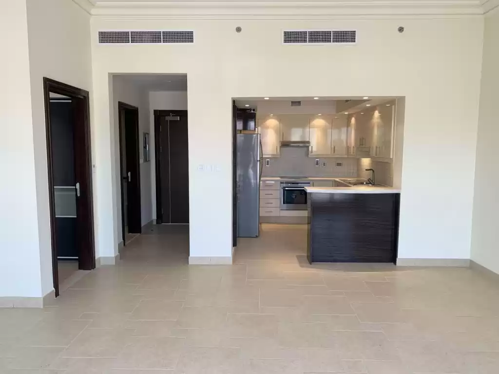 Résidentiel Propriété prête 1 chambre S / F Appartement  a louer au Al-Sadd , Doha #11220 - 1  image 