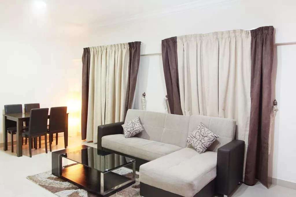 yerleşim Hazır Mülk 1 yatak odası F/F Apartman  kiralık içinde Al Sadd , Doha #11253 - 1  image 