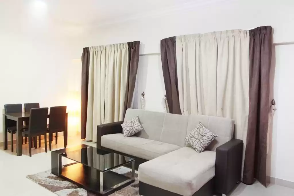 Wohn Klaar eigendom 1 Schlafzimmer F/F Wohnung  zu vermieten in Al Sadd , Doha #11253 - 1  image 